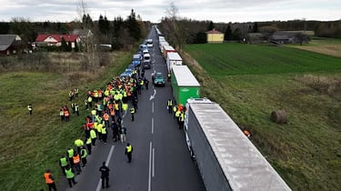 Pourquoi les transporteurs bloquent la frontière orientale de l'UE avec l'Ukraine