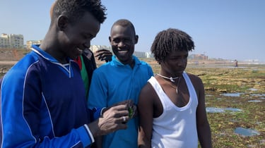 "THIS JUNGO LIFE" takes us inside the lives of young refugees and asylum seekers from Sudan, living on the streets of Morocco