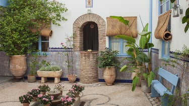 Patio Cordobés con pozo y fuente para disfrutar