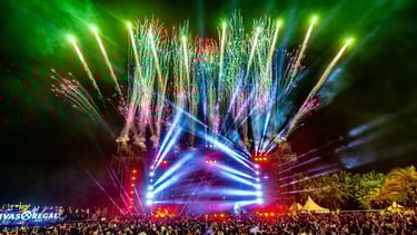 kembang api festival dj