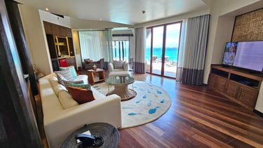 ozen-reserve-bolifushi-maldives-overwater-villa-living