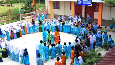 SD Juara Batam Harumas Berbagi PT Usaha Kiat Permata CSR