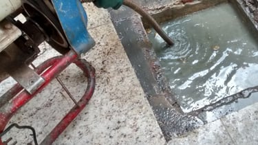 caixa de gordura e esgoto