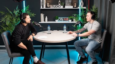 Ed-and-Louis-tekex-jersey-podcast