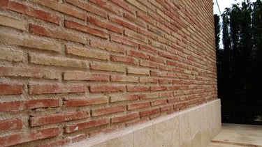 Briquettes mur exterieur