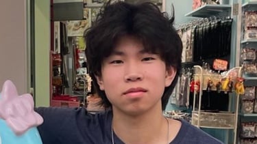 an image of the COO of ReachEquilibria, Gabriel Wang