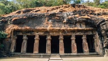 Entrada das Elephanta Caves em Mumbai, passeio de barco — o que fazer em Mumbai