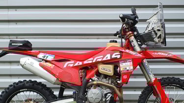 moto gasgas enduro transformée en moto rally