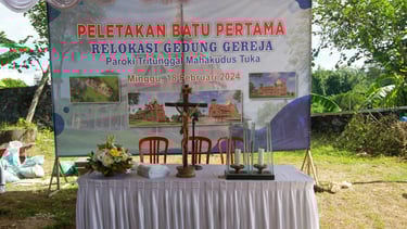 PELETAKAN BATU PERTAMA RELOKASI GEDUNG GEREJA PAROKI