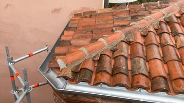 Gouttière zinc avec deux angles spéciaux