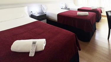 Habitación triple en Berceo Rooms, Logroño