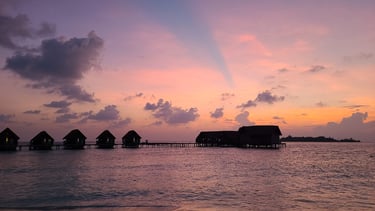 COMO Cocoa Island Maldives sunset