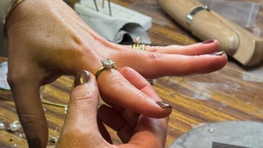 Anillo personalizado de Stay Strong Jewels Alicante