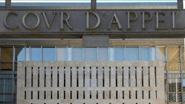 Signe extérieur de la Cour d'Appel au Palais Monclar à Aix-en-Provence