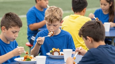 vegetable and meat on bowl