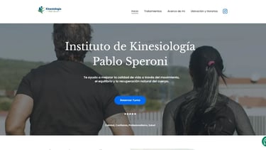 Página de inicio del sitio web del Instituto de Kinesiología Pablo Speroni que muestra a una pareja