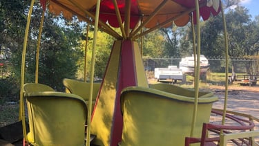 kiddie ride