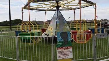 Dixie Whirlwind mechanical ride