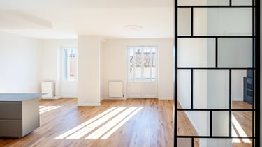 Image de l'intérieur de l'appartement rue Nicolaï, ici le séjour