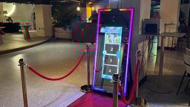 Magic Mirror No Frame