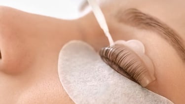 Lash lifts