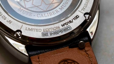 Détail de l'édition limitée et du texte personnalisé