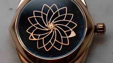 Montre mécanique Muse-watches-enchevêtrement géométrique