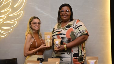 Destrave Seu Sucesso Ambiente onde oportunidades de negócios nascem a cada encontro..