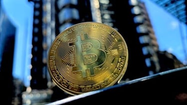 Bitcoin Slips Amid Rate Jitters and Government Sales: What's Next for the Crypto Market?