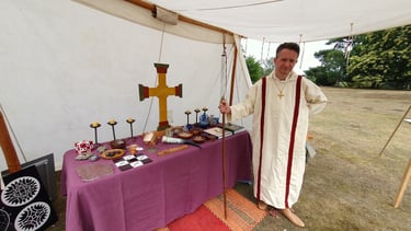 James D. Wenn lecturing the public at National Trust Sutton Hoo