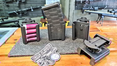 QUANTUM MECHANICS LOAD 4 MAG POUCH