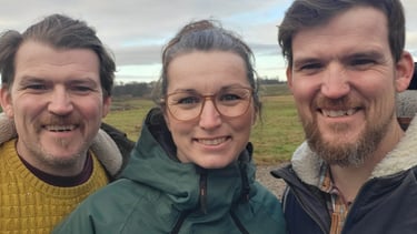 mindre stress med et latterkursus, latter den korteste vej mellem mennesker