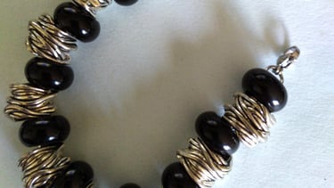 Bijoux Les Couleurs de Lo Le noir