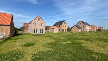 réalisation de peinture intérieure dans plusieurs maisons pour un grand projet immobilier