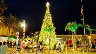 christmas-on-bridge-street-1