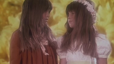Rachel Lindsay and Sidney Robyn Greenbush in Little House on the Prairie