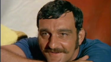 Victor French in Gentle Ben