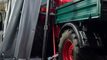 Unimog Transport von Krefeld nach Oldenburg