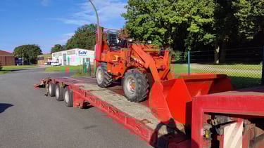 Transport Radlader von Winterberg nach Itzehoe