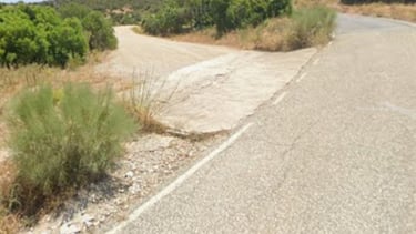 Cruce de referencia antes de llegar al aparcamiento del barranco del Puerto de Ramos