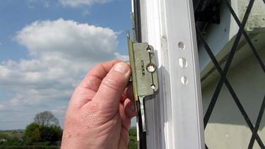 Picture of a replacement upvc window lock.