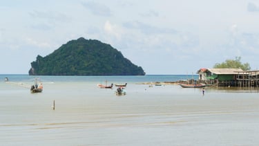 Ban Thong Tanot, Sawi Chumphon