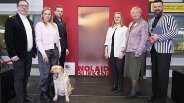 atklāšanas kampaņas foto, apraksts zemāk tekstā