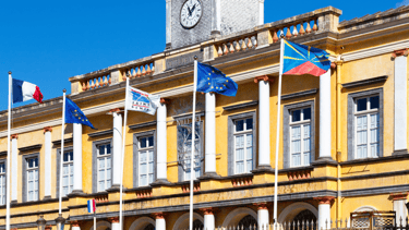 Prédio colonial histórico em Saint-Denis, Ilha Reunião.