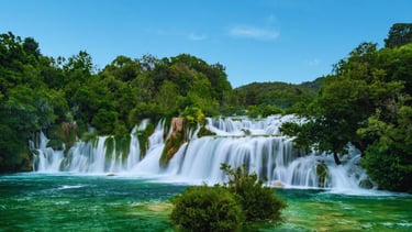 vista das cachoeiras de Krka na croácia