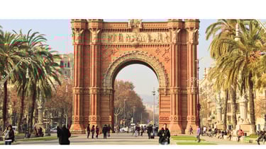 Vista do Arco de Triunfo em Barcelona
