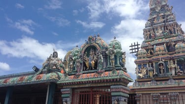 Templo hindu de Saint-André, Ilha Reunião.