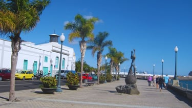 vista do pier próximo ao centro de Arrecife, Lanzarote