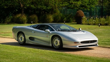 Jaguar XJ220 (1992)