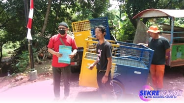 Bantuan Gerobak DLHK Kota Depok